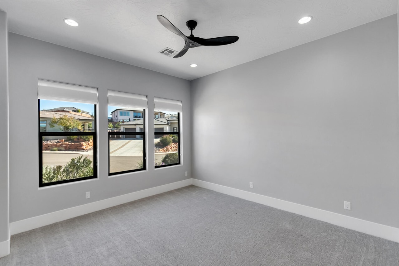 2013 N Somerset CIR Washington, UT 84780 home for sale, MLS#25-266668 - Erika Rogers Photo 46