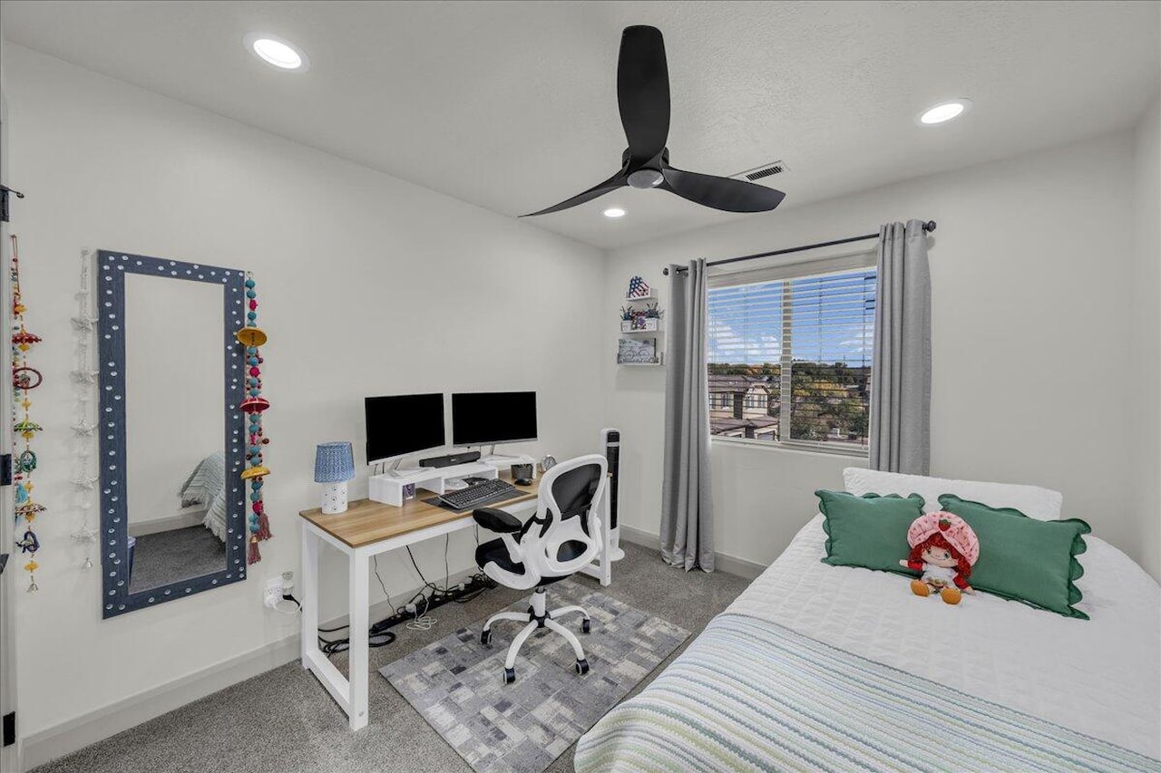 355 W 200  S #139 Washington, UT 84780 home for sale, MLS#25-266776 - Erika Rogers Photo 9