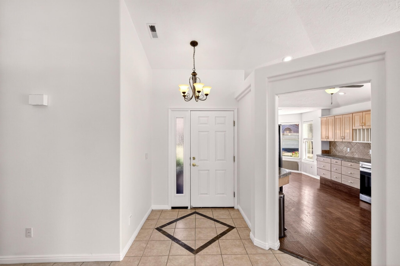 356 N Cactus #7 Washington, UT 84780 home for sale, MLS#25-266772 - Erika Rogers Photo 6