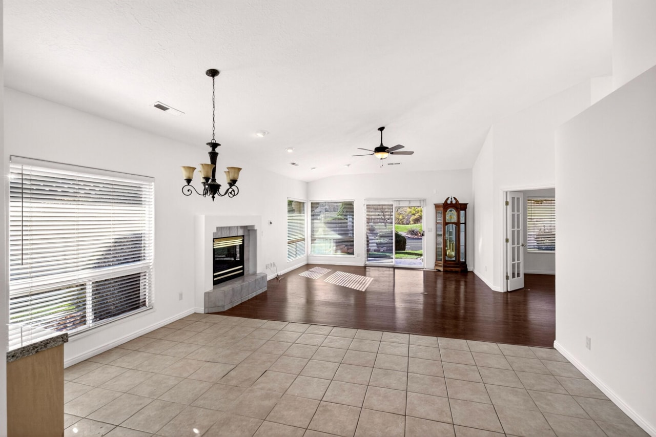 356 N Cactus #7 Washington, UT 84780 home for sale, MLS#25-266772 - Erika Rogers Photo 7