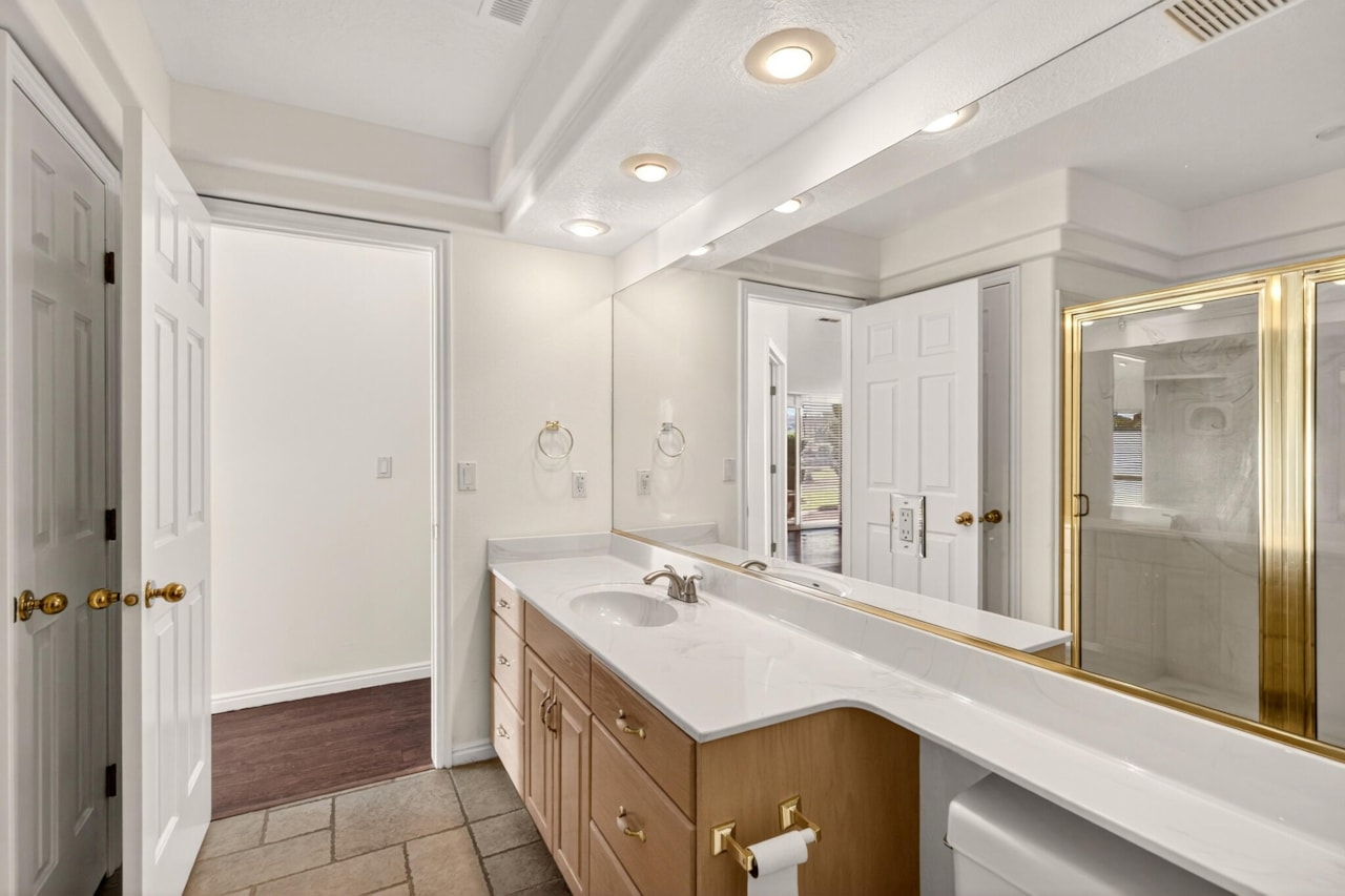 356 N Cactus #7 Washington, UT 84780 home for sale, MLS#25-266772 - Erika Rogers Photo 19