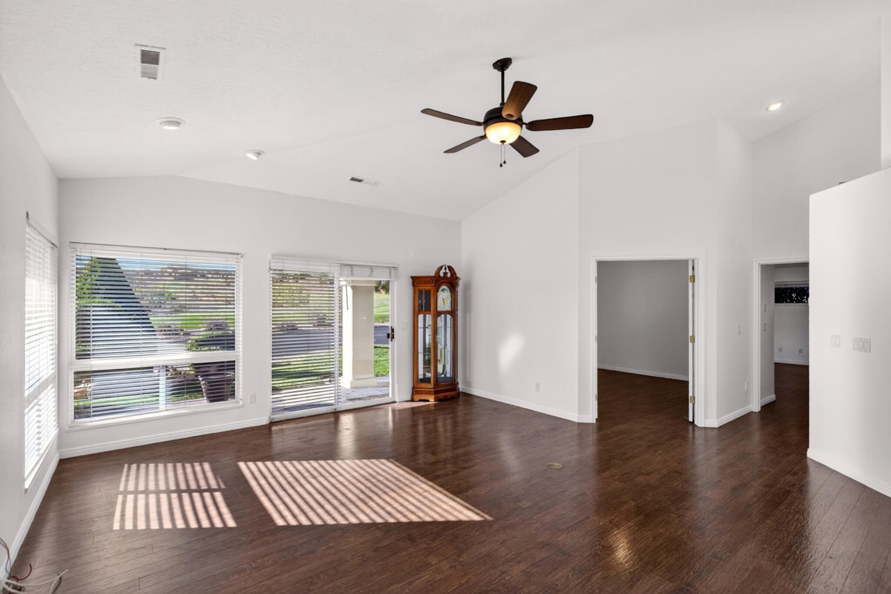 356 N Cactus #7 Washington, UT 84780 home for sale, MLS#25-266772 - Erika Rogers Photo 23