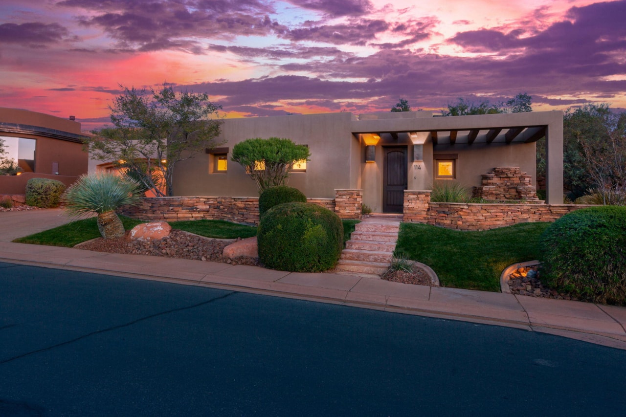 3052 N Snow Canyon Parkway #114 St George, UT 84770 home for sale, MLS#25-266736 - Erika Rogers Photo 2