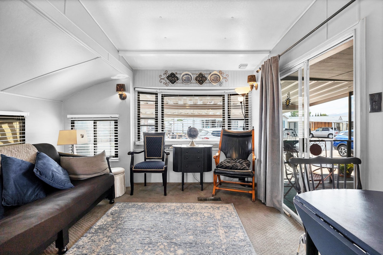 1225 N Dixie Downs #29 St George, UT 84770 home for sale, MLS#25-265882 - Erika Rogers Photo 4