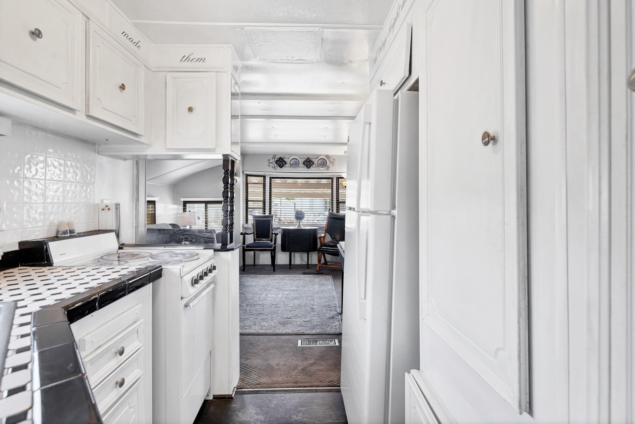 1225 N Dixie Downs #29 St George, UT 84770 home for sale, MLS#25-265882 - Erika Rogers Photo 9