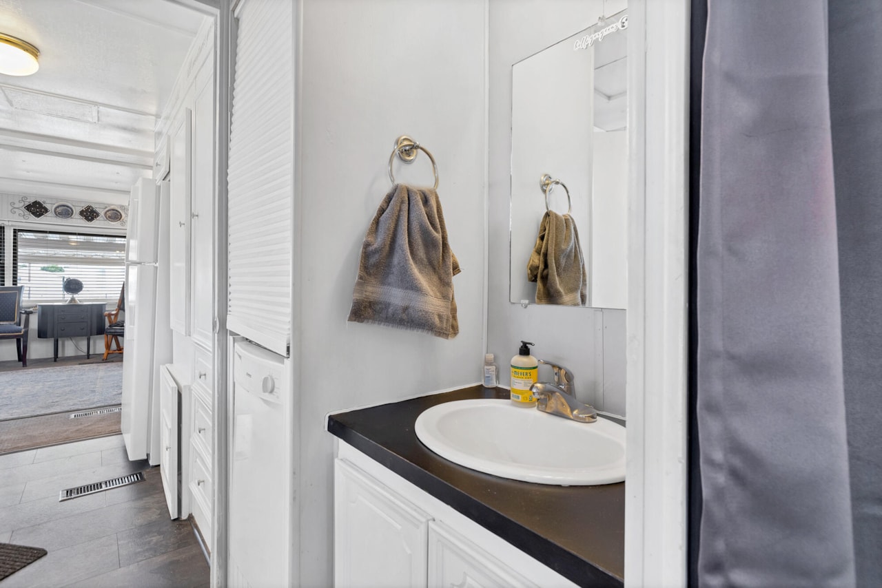 1225 N Dixie Downs #29 St George, UT 84770 home for sale, MLS#25-265882 - Erika Rogers Photo 10