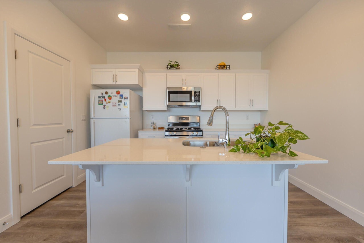 5801 S Garnet DR #2-301 St George, UT 84790 condo for sale, MLS#25-266550 - Erika Rogers Photo 7