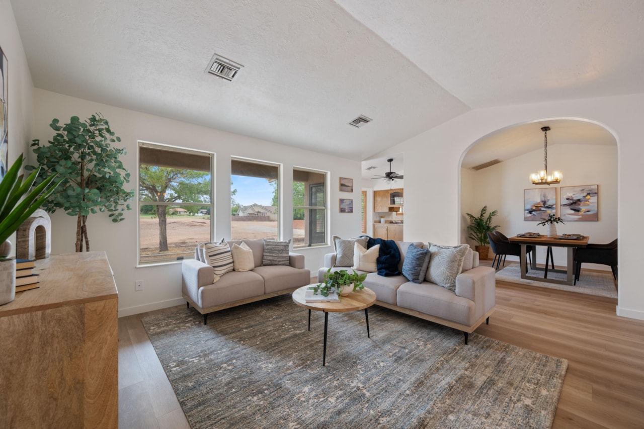 2958 Palmetto CIR St George, UT 84790 home for sale, MLS#25-264773 - Erika Rogers Photo 7