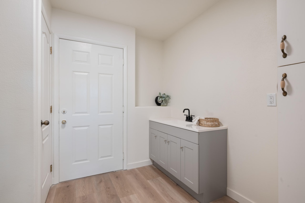 2958 Palmetto CIR St George, UT 84790 home for sale, MLS#25-264773 - Erika Rogers Photo 26