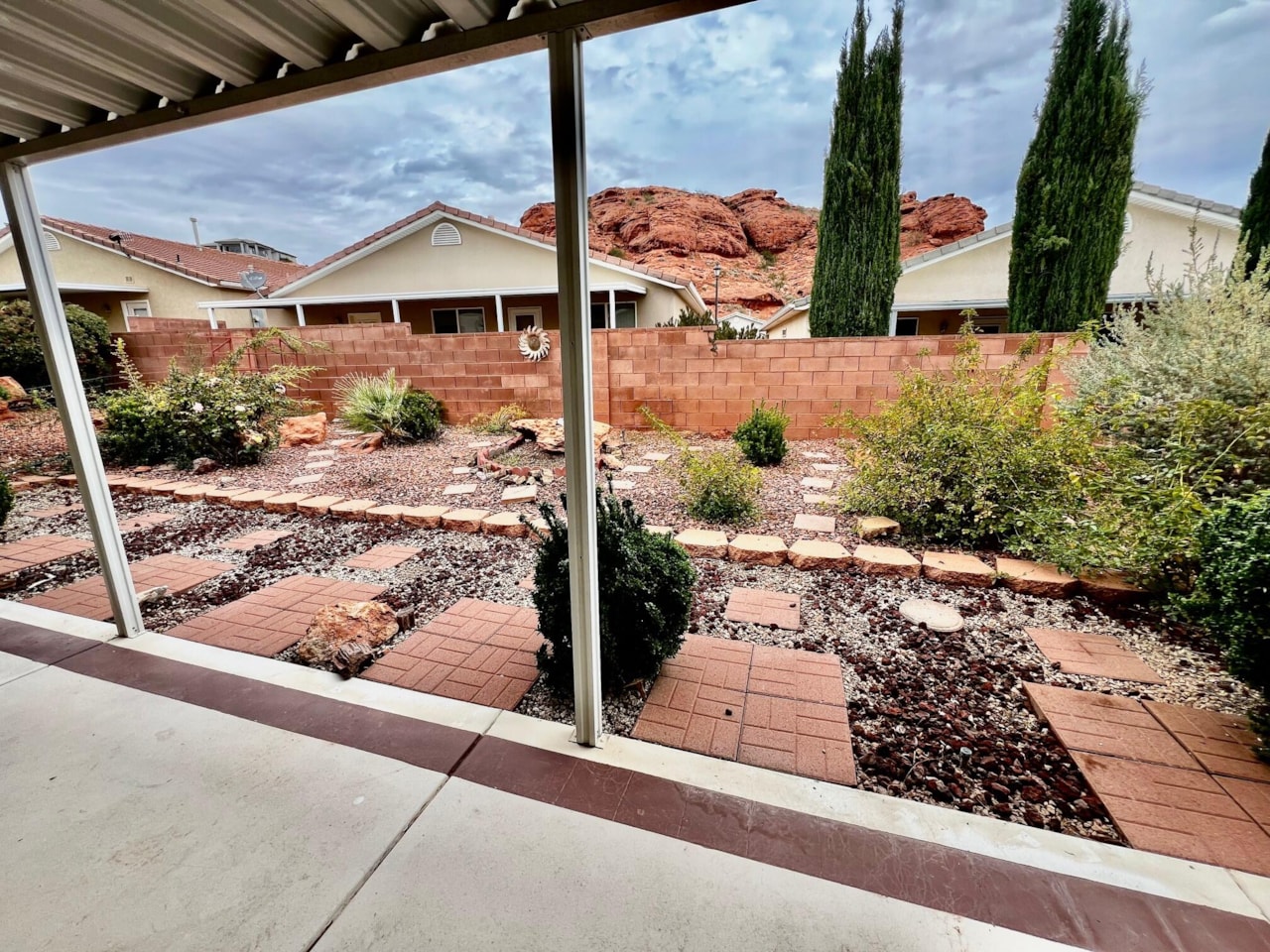 1050 W Red Hills Parkway #64 Washington, UT 84780 home for sale, MLS#25-260560 - Erika Rogers Photo 18