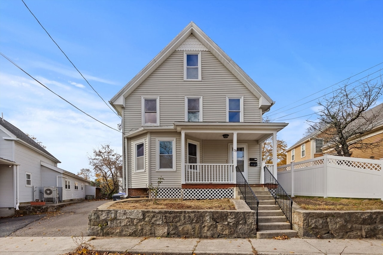 33 Chestnut St Milford, MA 01757 | MLS 73455160