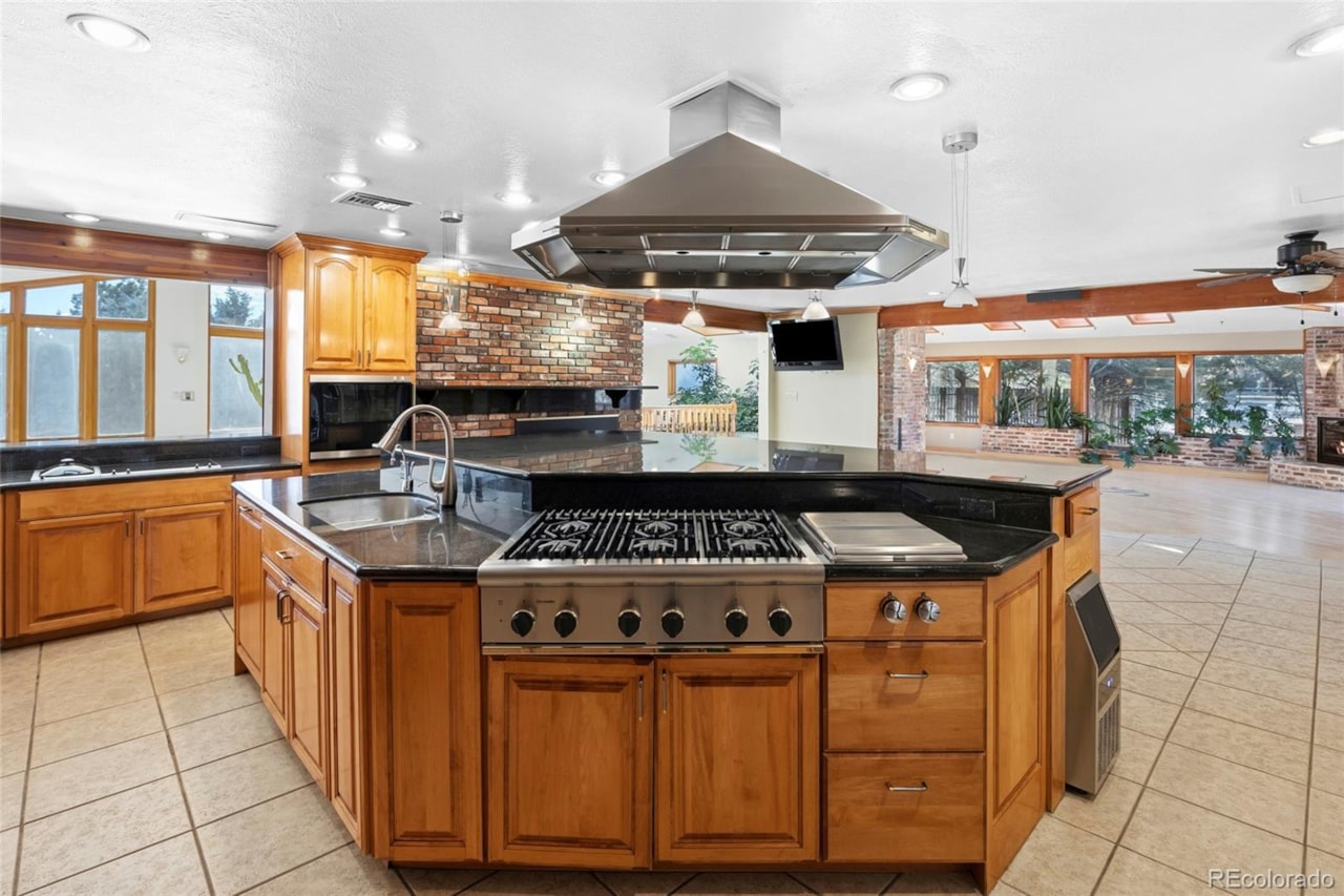 8280 Queen St Churchill Downs Custom 8,078 SF retreat on 1.68 acres with room for three horses, on property gate access to bridle... Arvada Jefferson CO 80005 6600616 home for sale $1,690,000 6600616 Photo 13