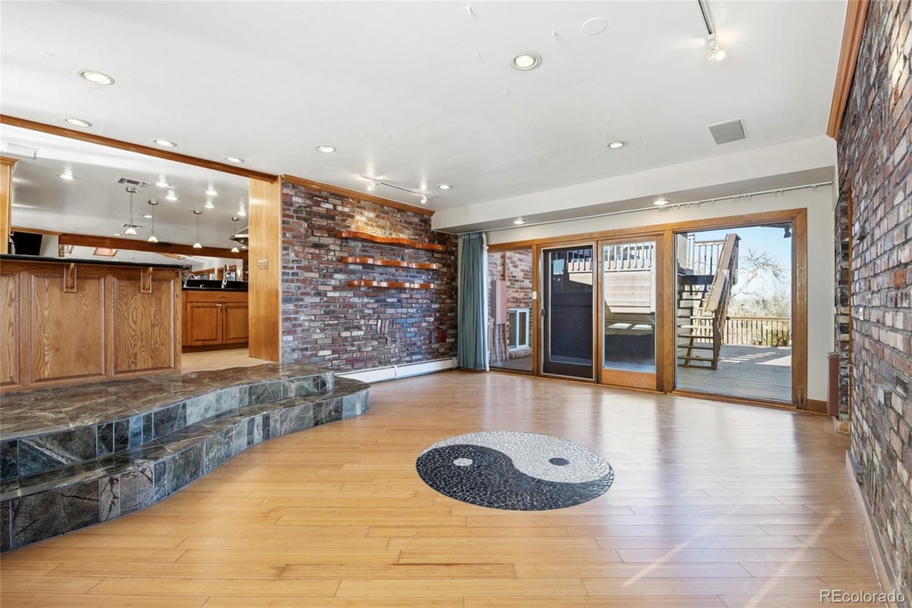 8280 Queen St Churchill Downs Custom 8,078 SF retreat on 1.68 acres with room for three horses, on property gate access to bridle... Arvada Jefferson CO 80005 6600616 home for sale $1,690,000 6600616 Photo 15