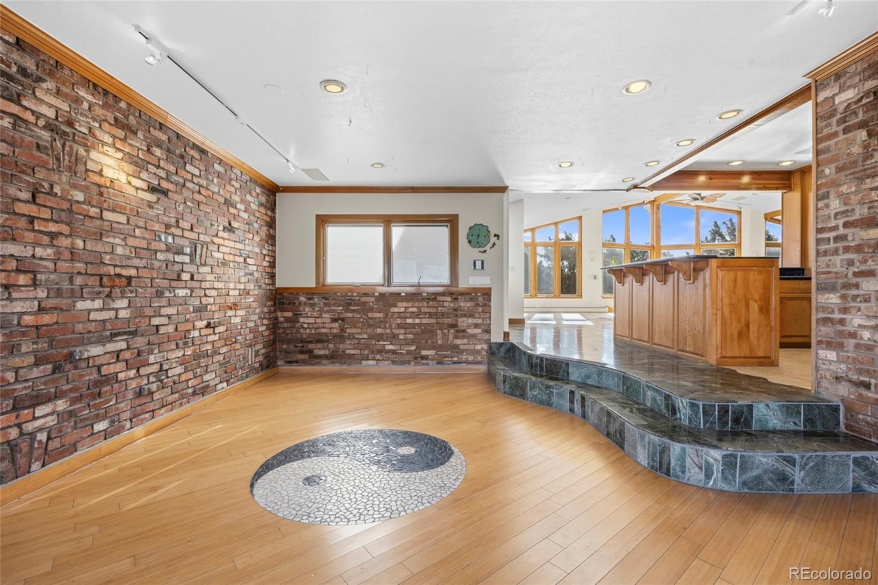 8280 Queen St Churchill Downs Custom 8,078 SF retreat on 1.68 acres with room for three horses, on property gate access to bridle... Arvada Jefferson CO 80005 6600616 home for sale $1,690,000 6600616 Photo 16