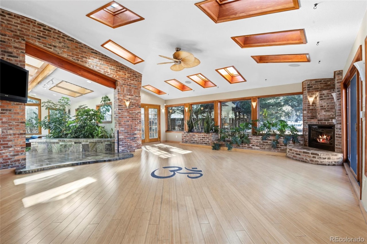 8280 Queen St Churchill Downs Custom 8,078 SF retreat on 1.68 acres with room for three horses, on property gate access to bridle... Arvada Jefferson CO 80005 6600616 home for sale $1,690,000 6600616 Photo 18