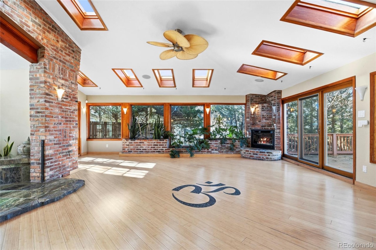 8280 Queen St Churchill Downs Custom 8,078 SF retreat on 1.68 acres with room for three horses, on property gate access to bridle... Arvada Jefferson CO 80005 6600616 home for sale $1,690,000 6600616 Photo 19