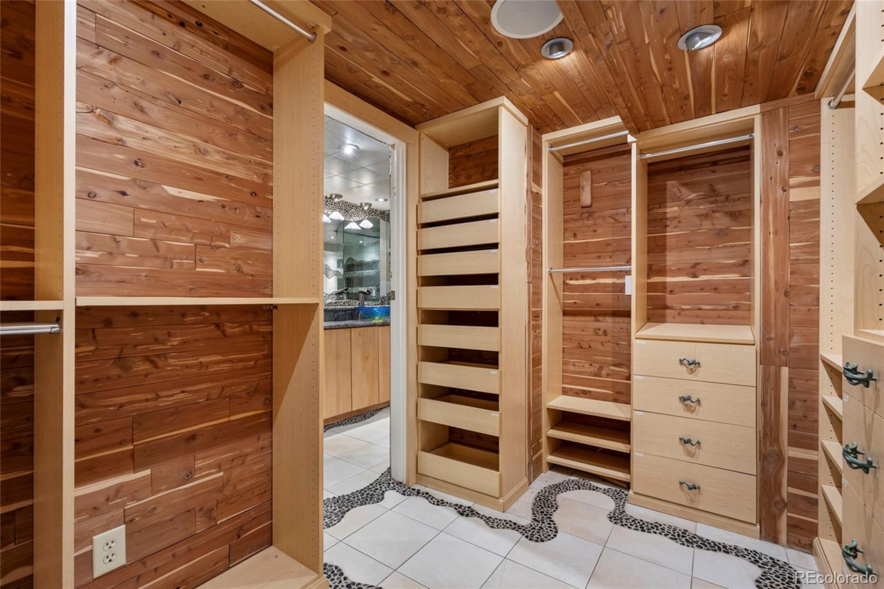 8280 Queen St Churchill Downs Custom 8,078 SF retreat on 1.68 acres with room for three horses, on property gate access to bridle... Arvada Jefferson CO 80005 6600616 home for sale $1,690,000 6600616 Photo 25