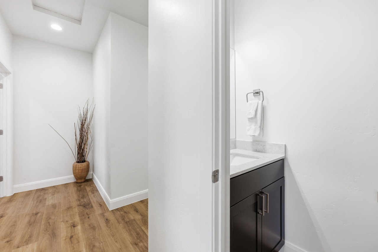 1232 E Villa Way Washington, UT 84780 home for sale, MLS#25-266749 - Erika Rogers Photo 20