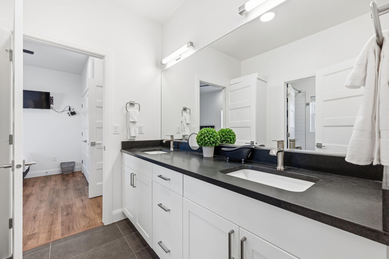 1232 E Villa Way Washington, UT 84780 home for sale, MLS#25-266749 - Erika Rogers Photo 23