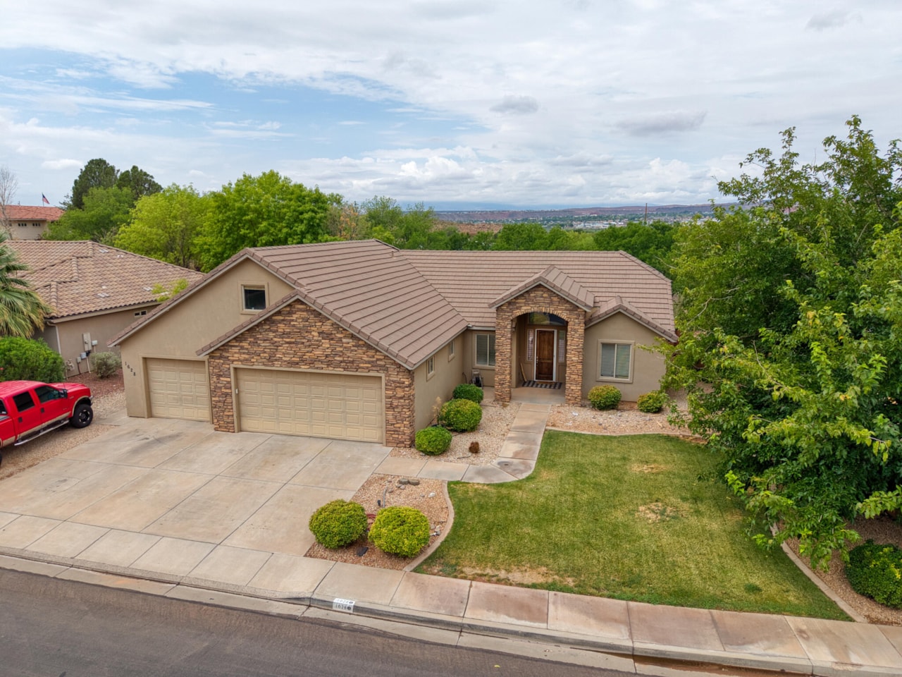 1628 S Camino Real Washington, UT 84780 home for sale, MLS#25-266809 - Erika Rogers Photo 11