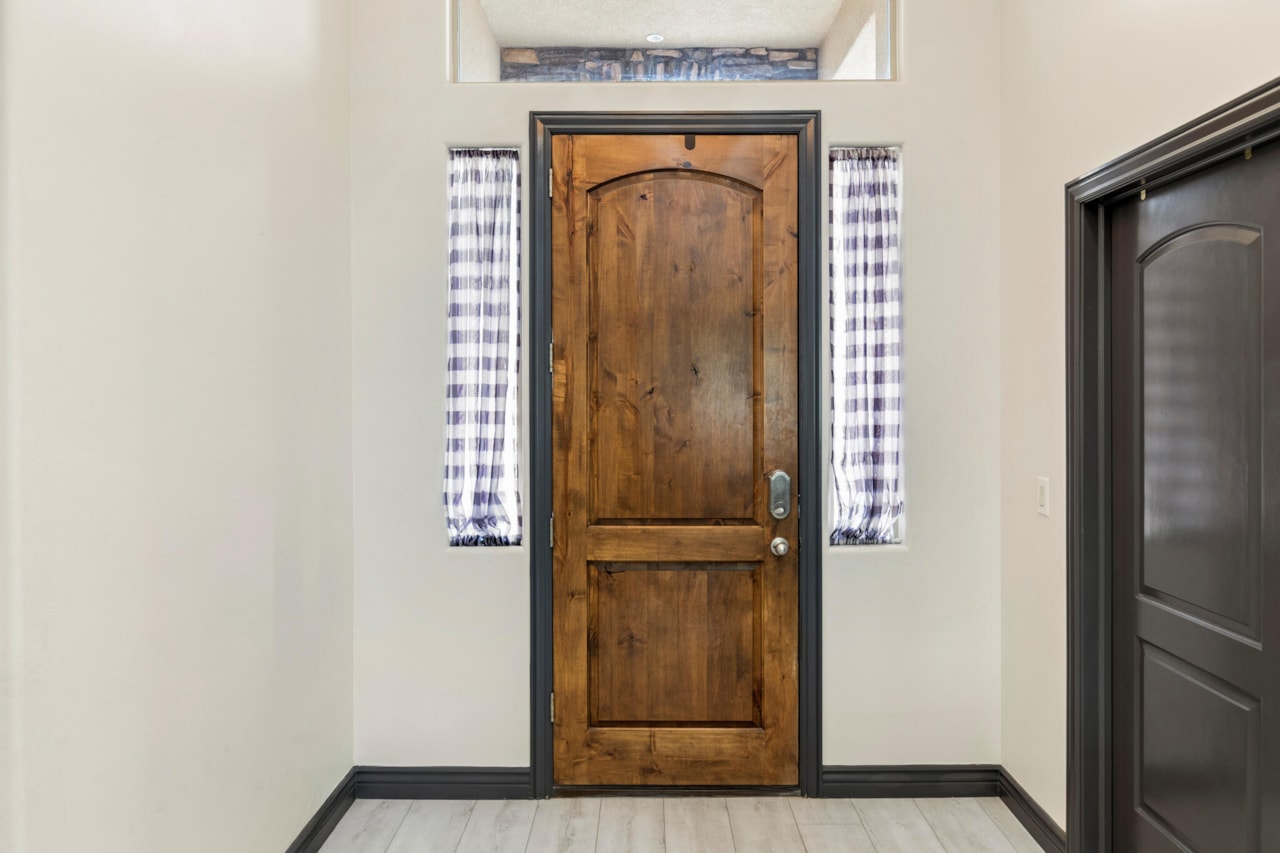 1628 S Camino Real Washington, UT 84780 home for sale, MLS#25-266809 - Erika Rogers Photo 16