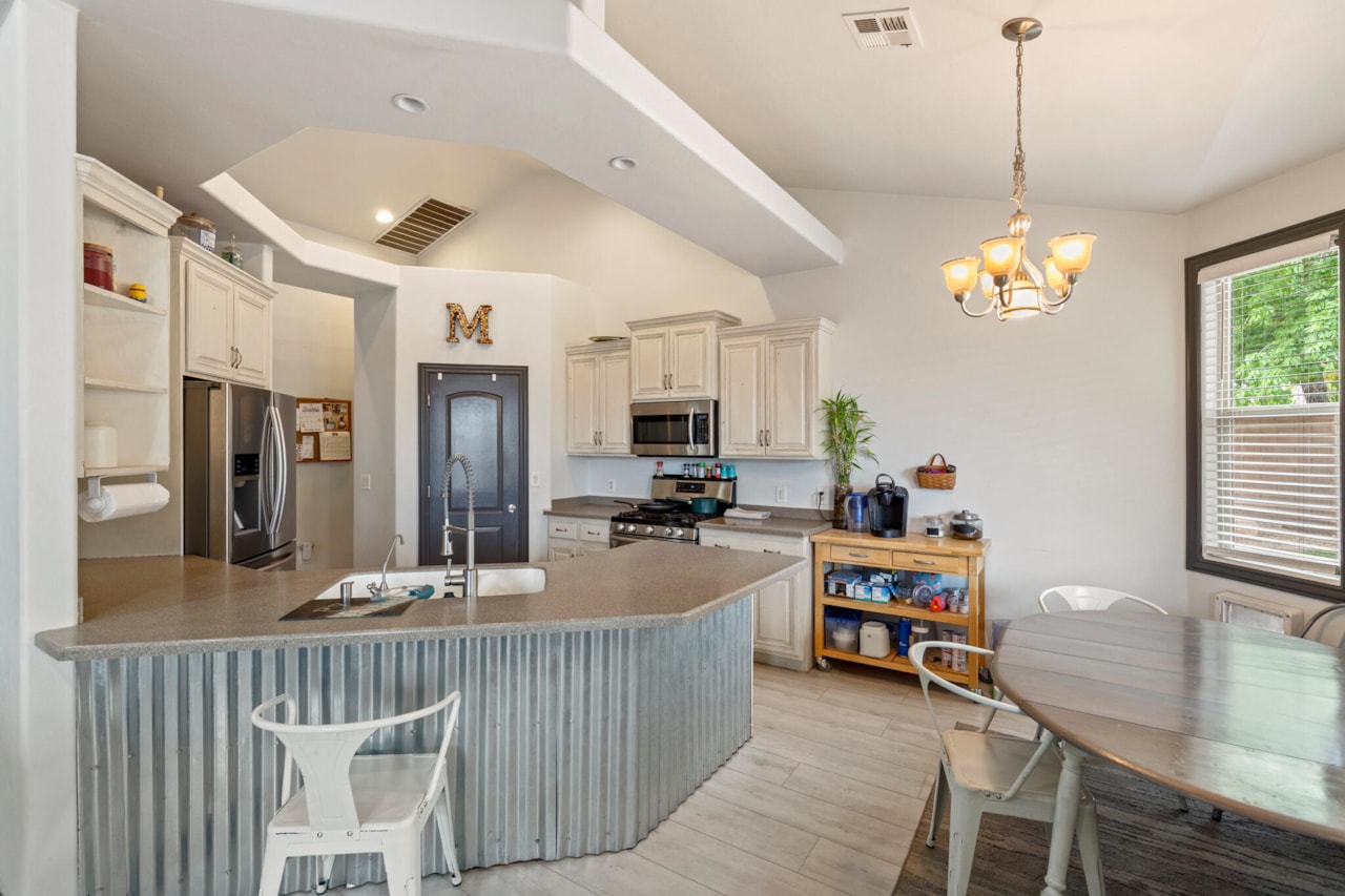 1628 S Camino Real Washington, UT 84780 home for sale, MLS#25-266809 - Erika Rogers Photo 22