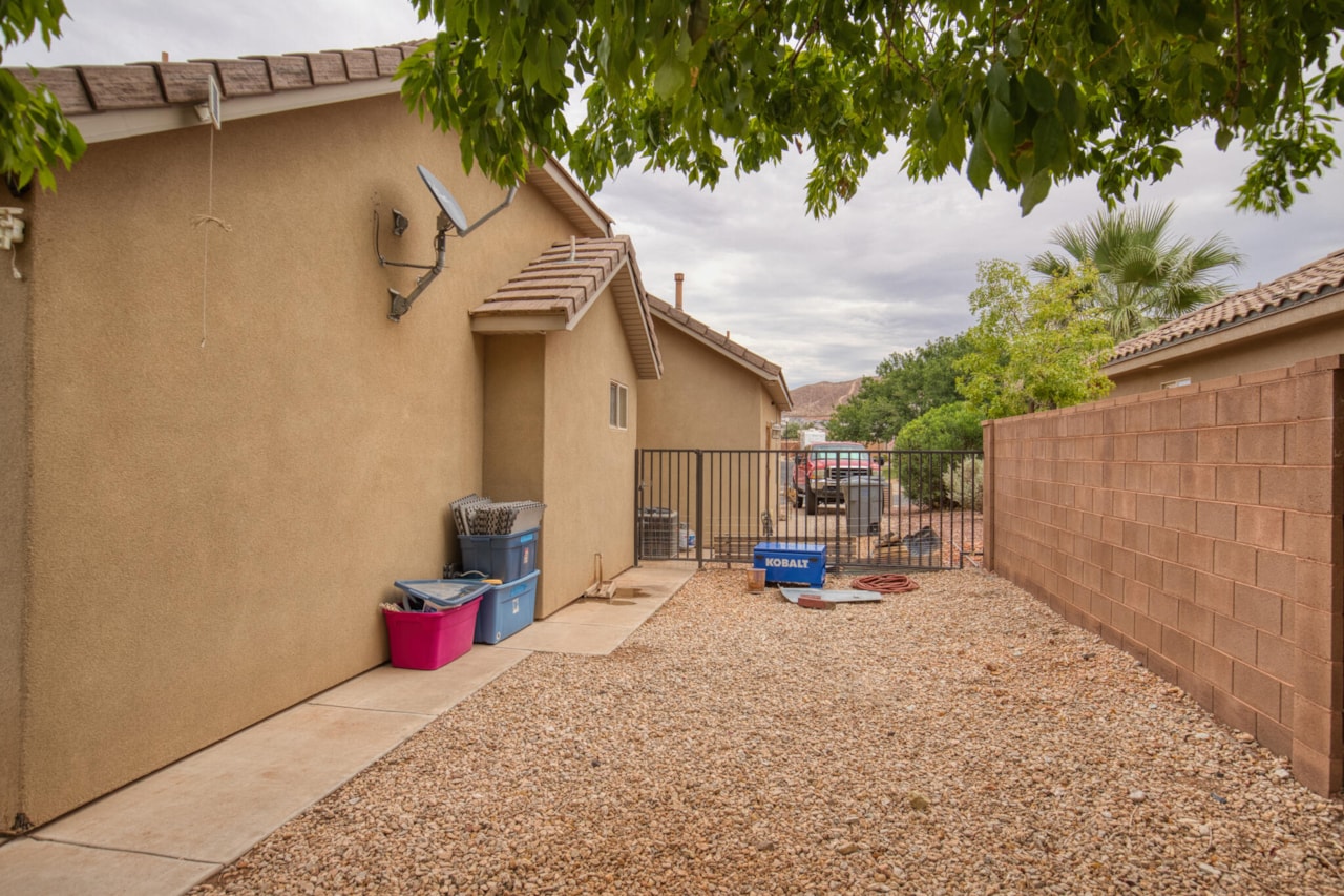 1628 S Camino Real Washington, UT 84780 home for sale, MLS#25-266809 - Erika Rogers Photo 49