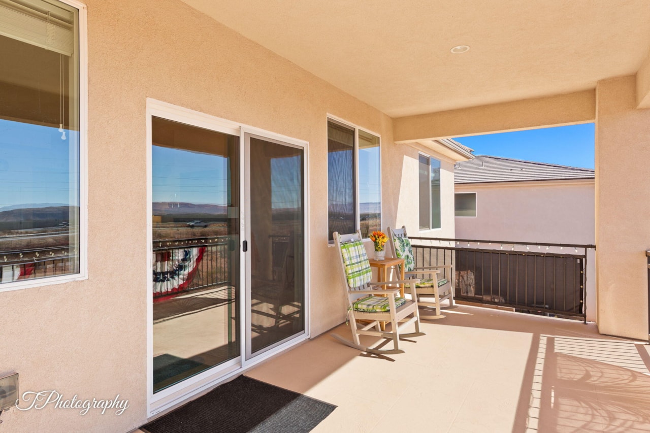 498 E Todd Place Washington, UT 84780 home for sale, MLS#25-266457 - Erika Rogers Photo 6