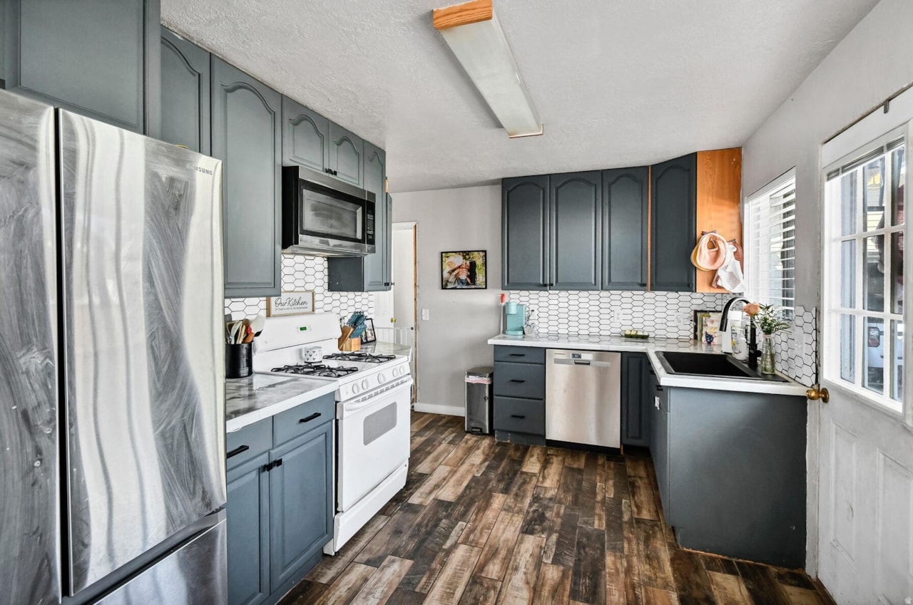 245 N 200  W Monroe, UT 84754 home for sale, MLS#25-266822 - Erika Rogers Photo 12