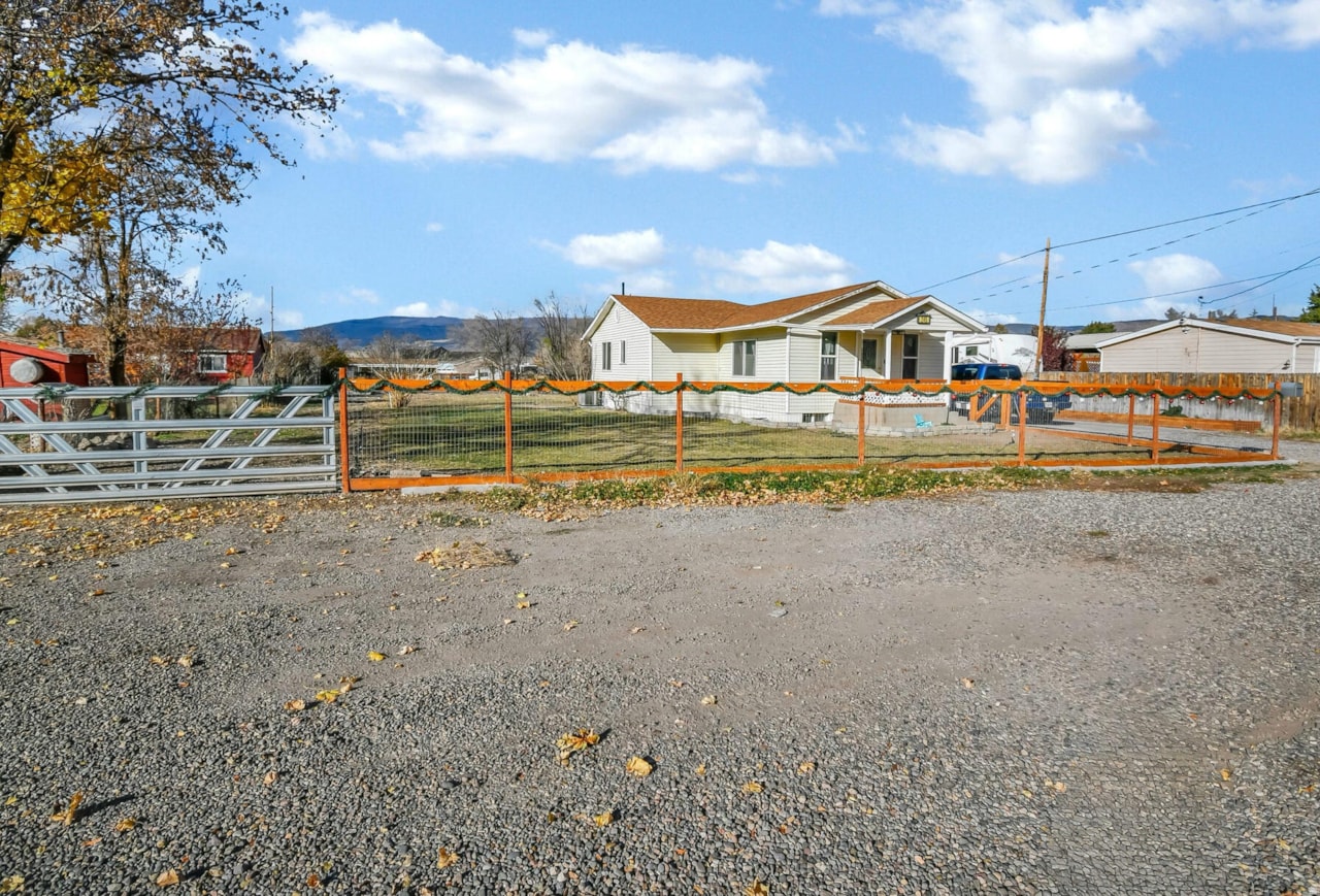 245 N 200  W Monroe, UT 84754 home for sale, MLS#25-266822 - Erika Rogers Photo 30