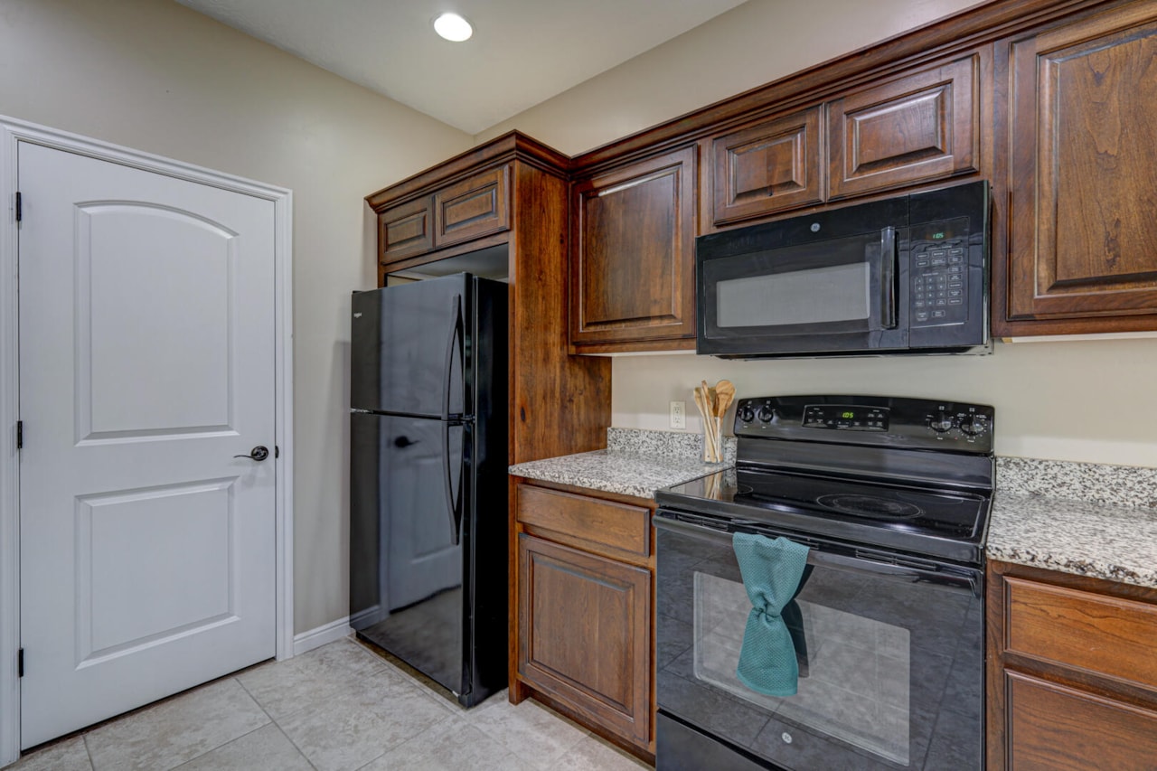 370 W Buena Vista Blvd #55 Washington, UT 84780 home for sale, MLS#25-266827 - Erika Rogers Photo 6