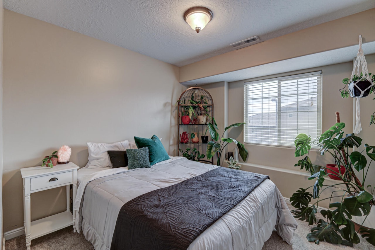 370 W Buena Vista Blvd #55 Washington, UT 84780 home for sale, MLS#25-266827 - Erika Rogers Photo 18