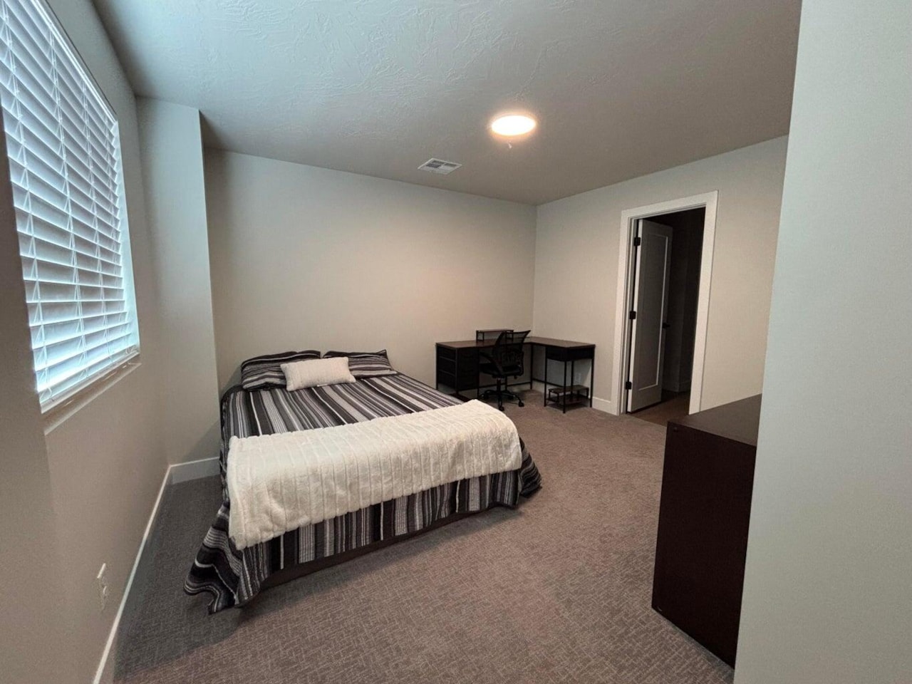 3898 E Fossil Way Washington, UT 84780 home for sale, MLS#25-266813 - Erika Rogers Photo 19