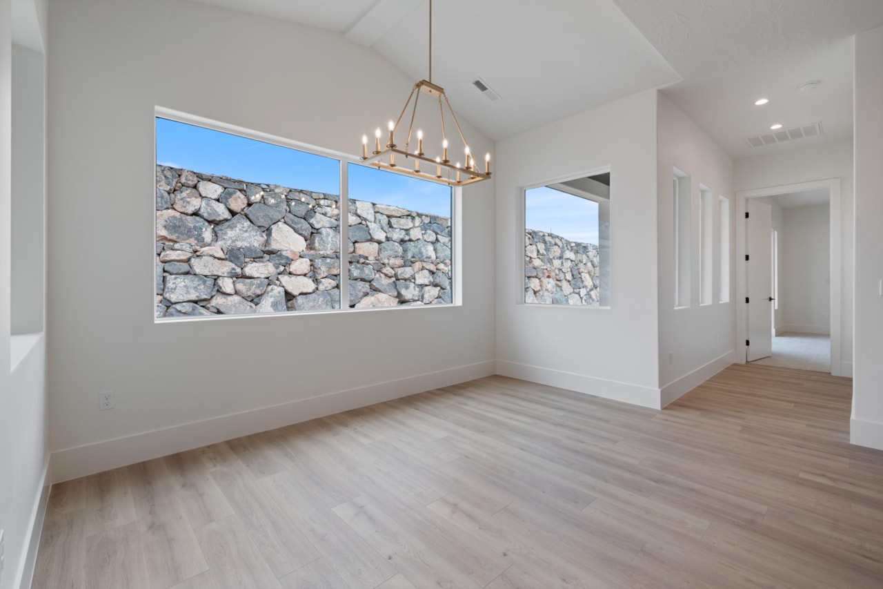 991 N Red Rock RD St George, UT 84770 home for sale, MLS#25-265771 - Erika Rogers Photo 30