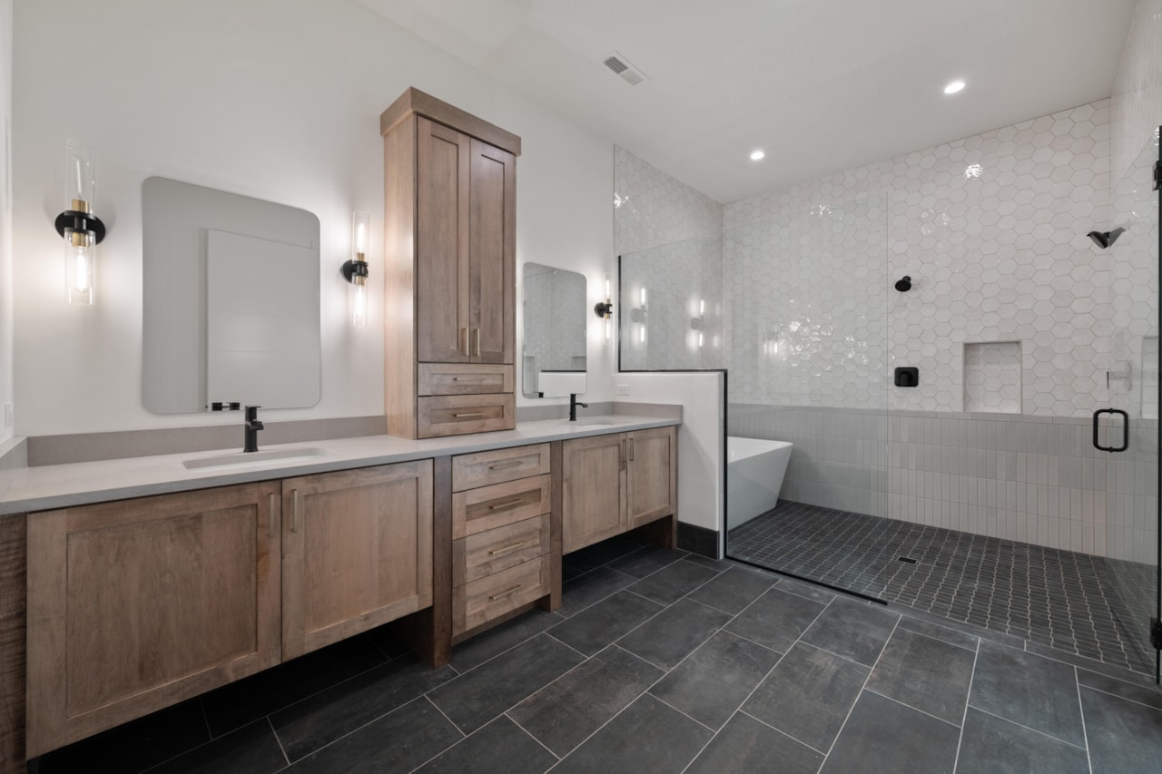 991 N Red Rock RD St George, UT 84770 home for sale, MLS#25-265771 - Erika Rogers Photo 41