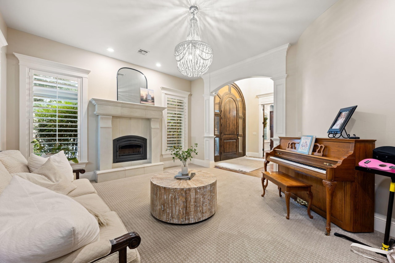 2368 Covey LN Santa Clara, UT 84765 home for sale, MLS#25-266831 - Erika Rogers Photo 17