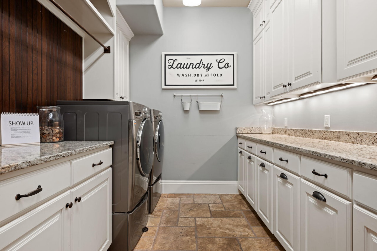 2368 Covey LN Santa Clara, UT 84765 home for sale, MLS#25-266831 - Erika Rogers Photo 28