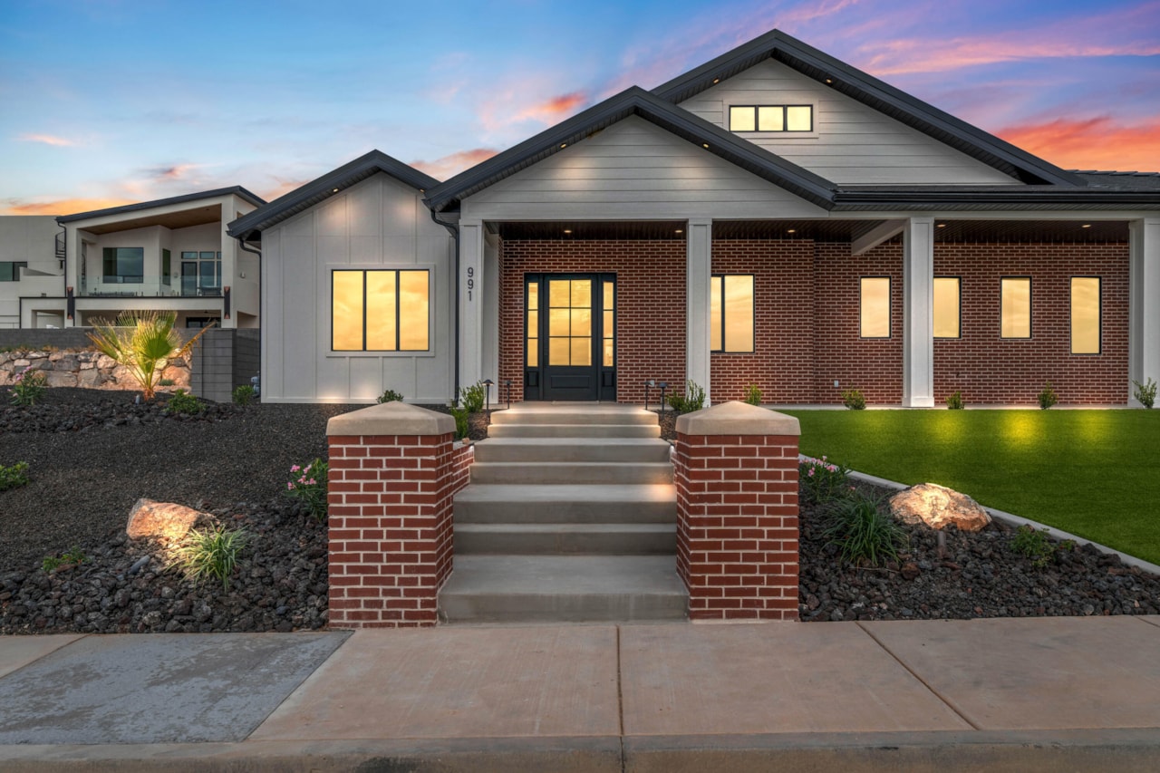 991 N Red Rock RD St George, UT 84770 home for sale, MLS#25-265771 - Erika Rogers Photo 8