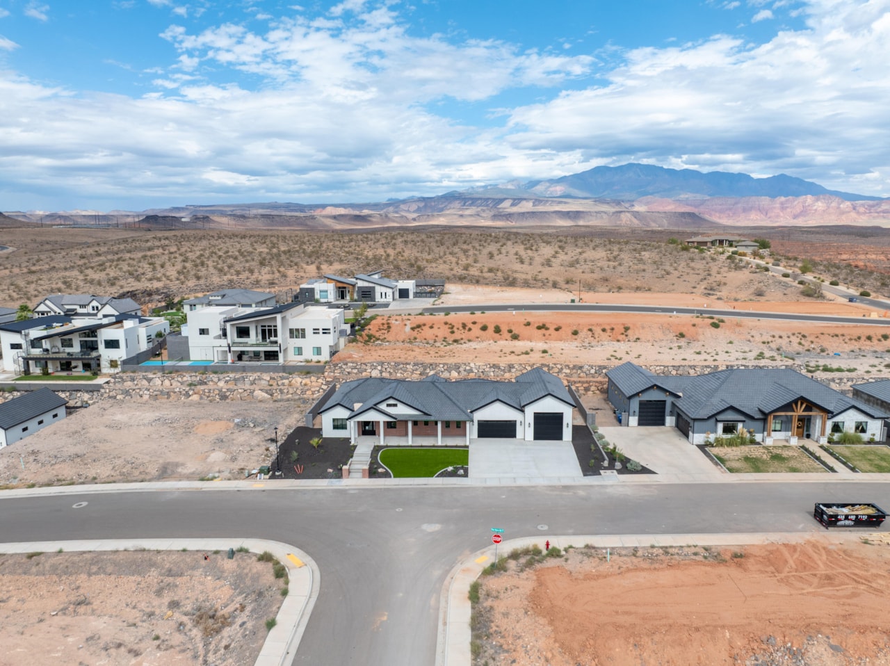 991 N Red Rock RD St George, UT 84770 home for sale, MLS#25-265771 - Erika Rogers Photo 55