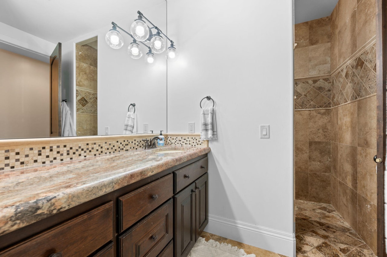 2368 Covey LN Santa Clara, UT 84765 home for sale, MLS#25-266831 - Erika Rogers Photo 46