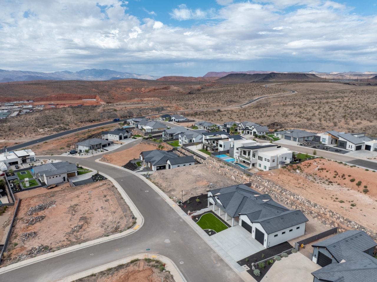 991 N Red Rock RD St George, UT 84770 home for sale, MLS#25-265771 - Erika Rogers Photo 65