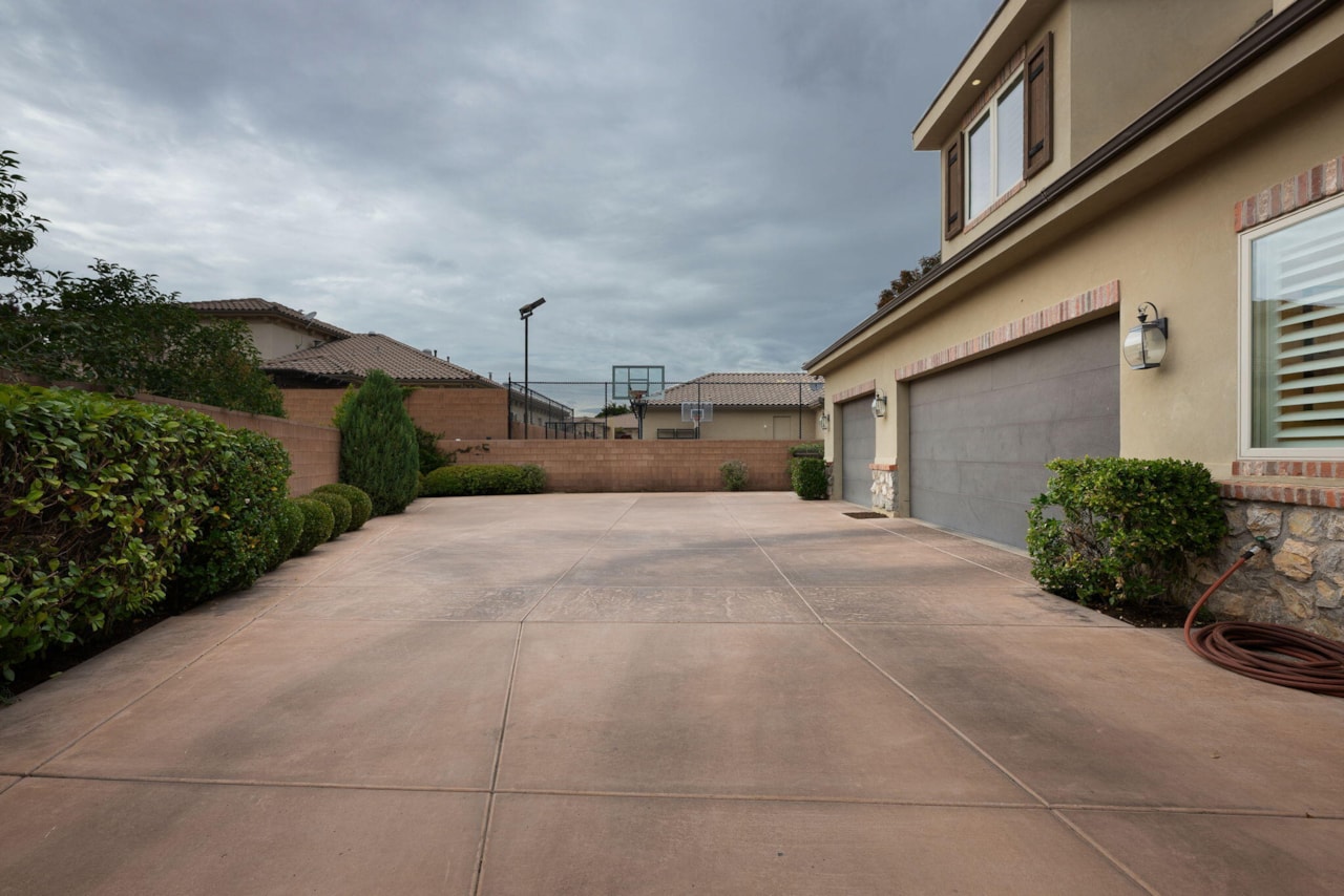 2368 Covey LN Santa Clara, UT 84765 home for sale, MLS#25-266831 - Erika Rogers Photo 63