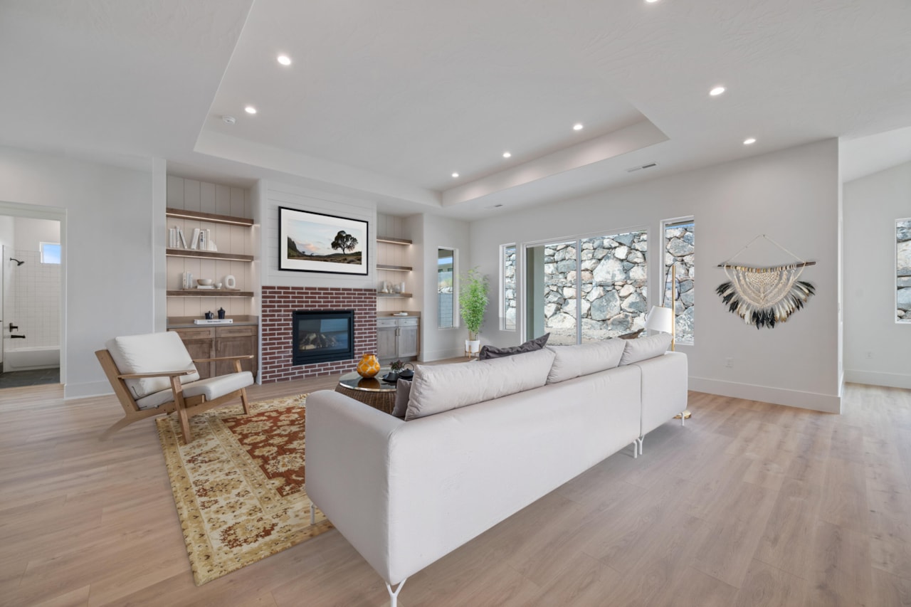 991 N Red Rock RD St George, UT 84770 home for sale, MLS#25-265771 - Erika Rogers Photo 13