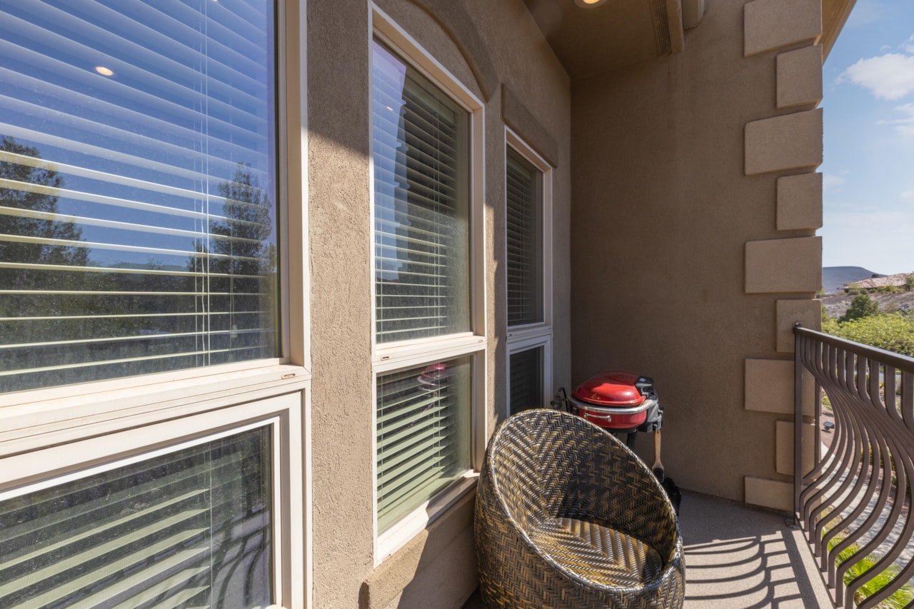 280 S Luce Del Sol #316 St George, UT 84770 condo for sale, MLS#25-261503 - Erika Rogers Photo 4