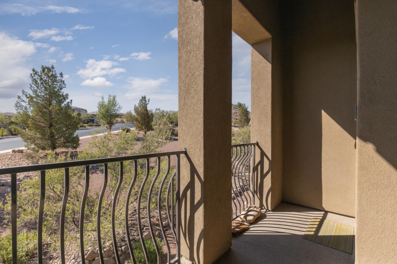 280 S Luce Del Sol #316 St George, UT 84770 condo for sale, MLS#25-261503 - Erika Rogers Photo 8