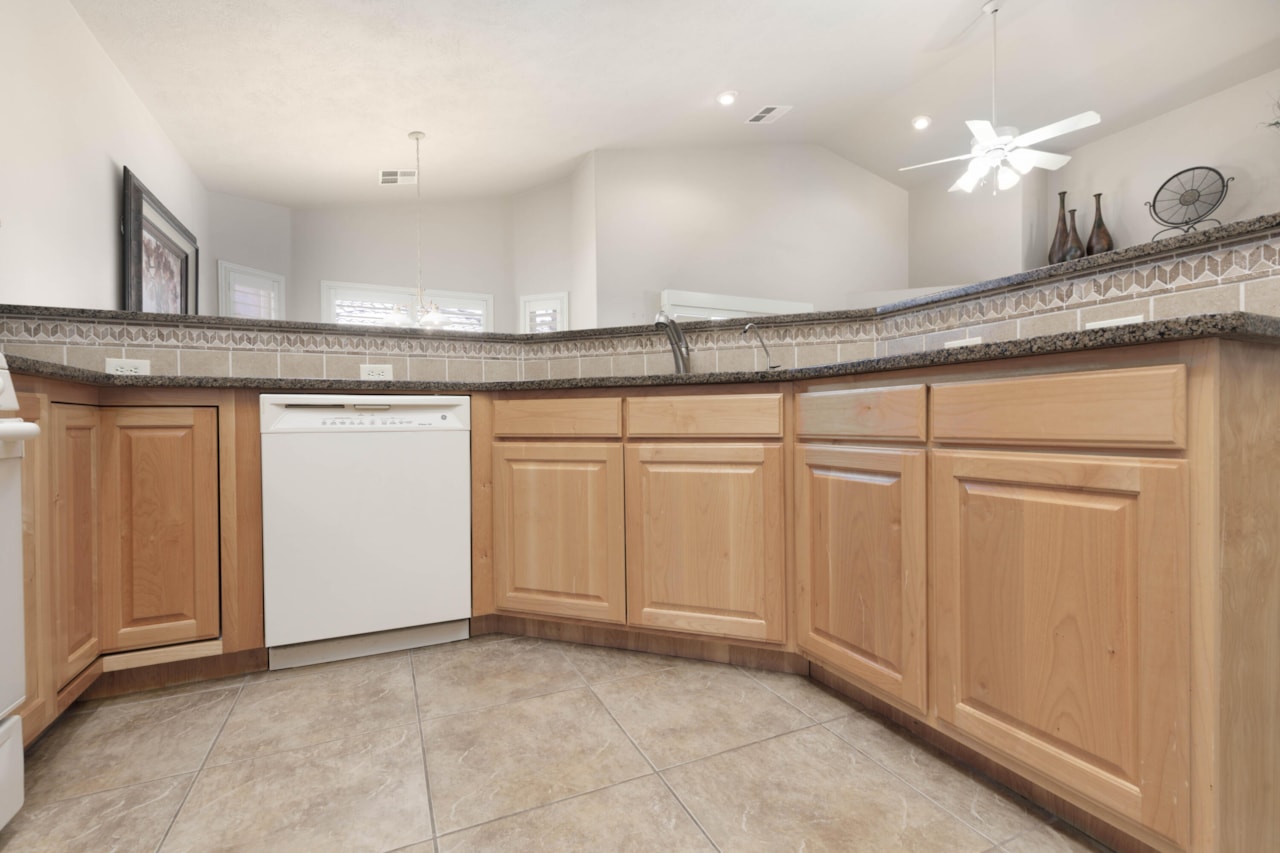 1806 N Dixie Downs RD #27 St George, UT 84770 home for sale, MLS#25-265572 - Erika Rogers Photo 23