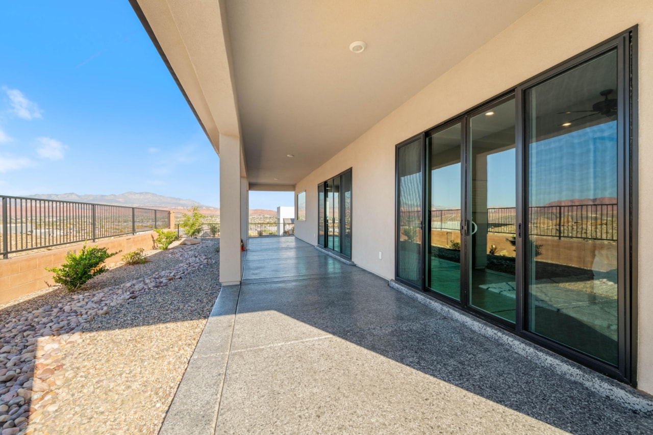 534 S Cecita Way St George, UT 84770 home for sale, MLS#25-266853 - Erika Rogers Photo 34