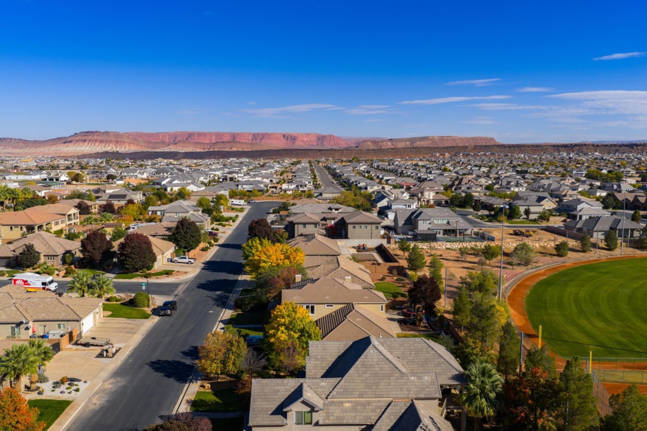 2442 E Mountain Ledge St George, UT 84790 home for sale, MLS#25-265250 - Erika Rogers Photo 44