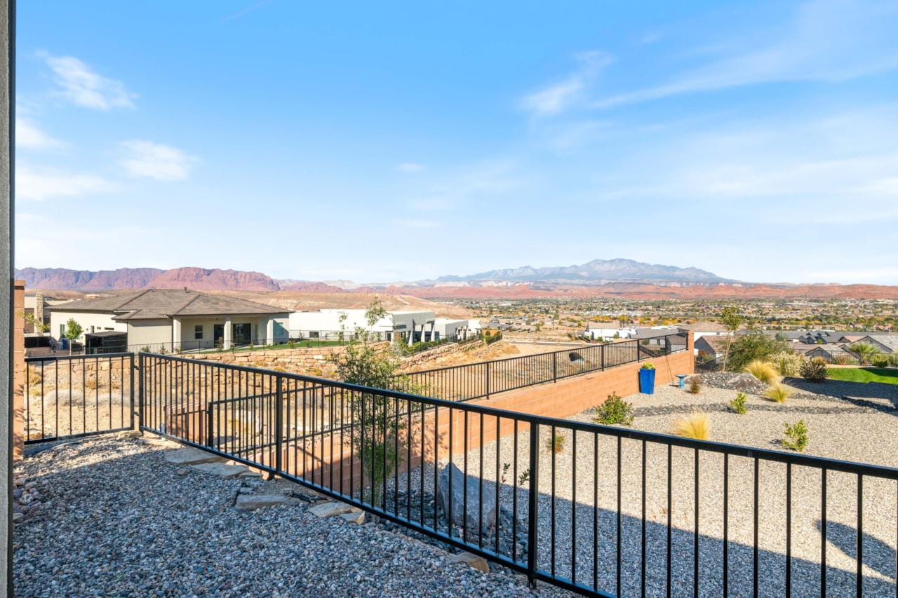 534 S Cecita Way St George, UT 84770 home for sale, MLS#25-266853 - Erika Rogers Photo 36