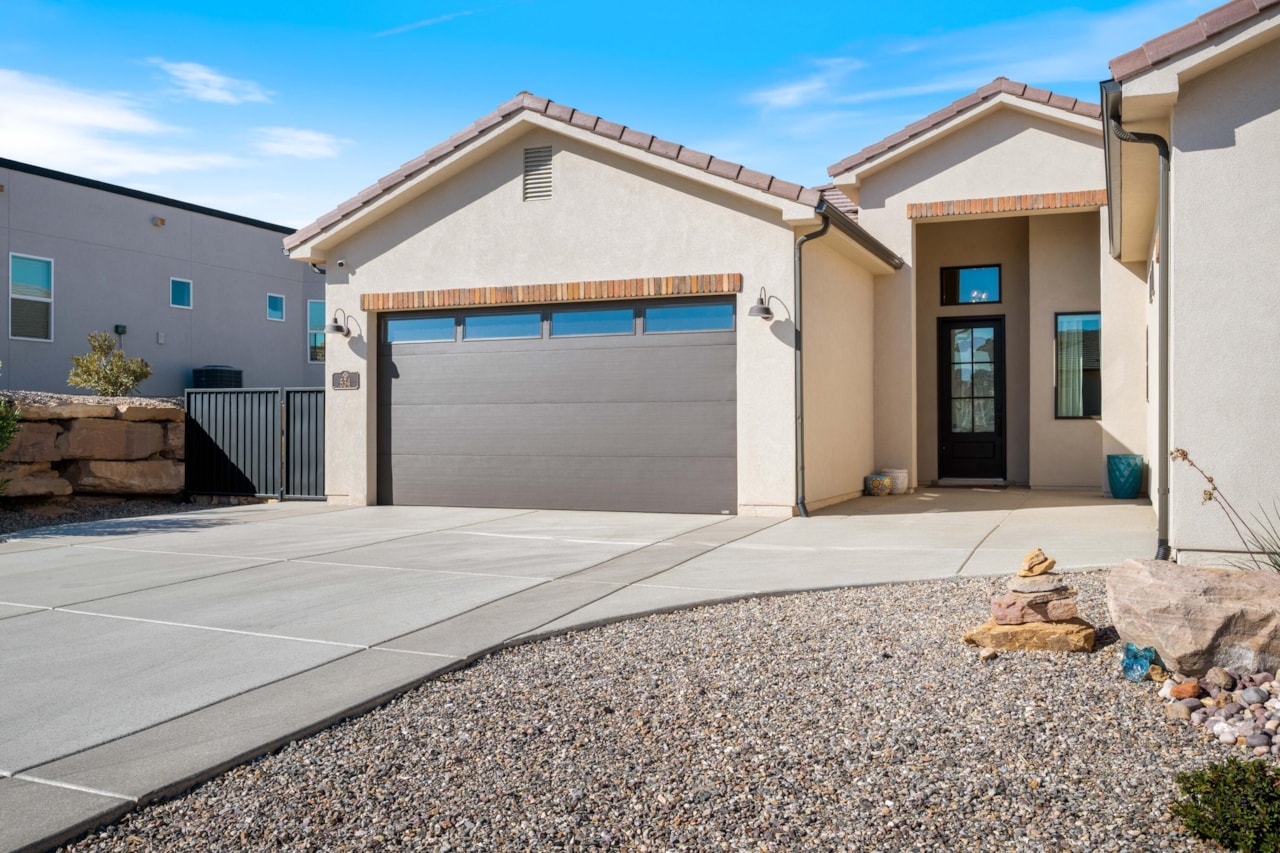 534 S Cecita Way St George, UT 84770 home for sale, MLS#25-266853 - Erika Rogers Photo 37